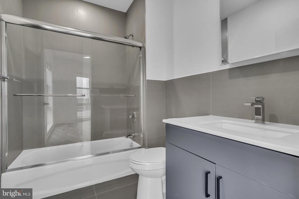 330 CECIL B MOORE AVENUE Unit: 412