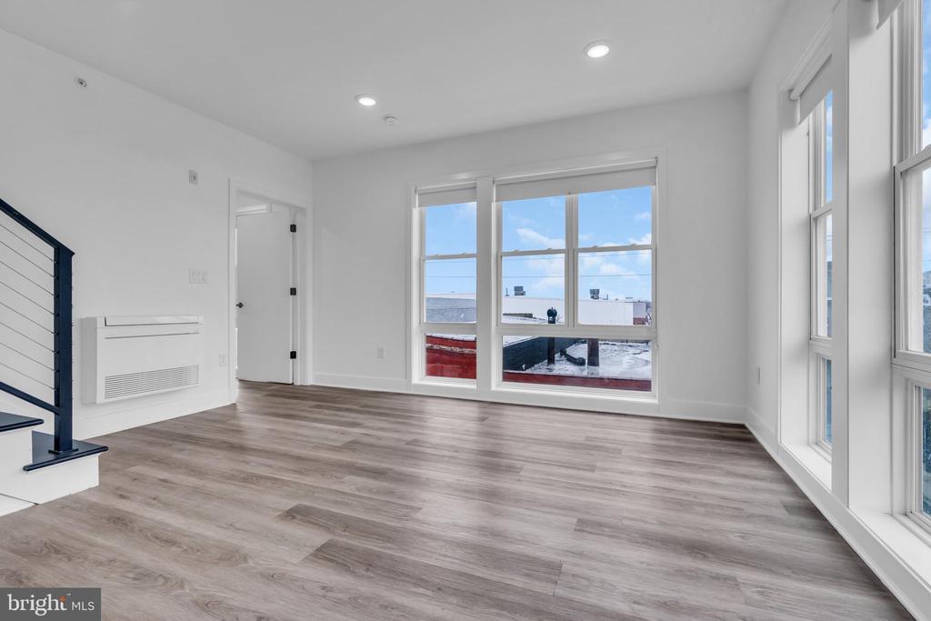 330 CECIL B MOORE AVENUE Unit: 412