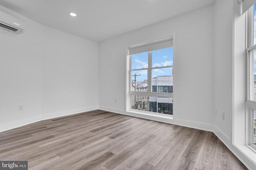 330 CECIL B MOORE AVENUE Unit: 412