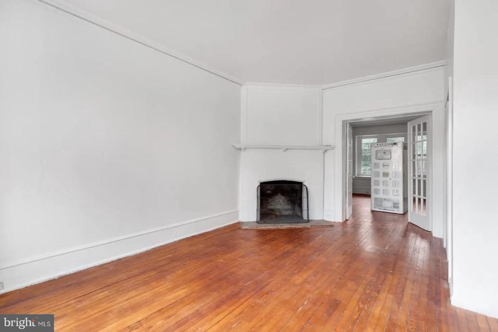 6500 LINCOLN DRIVE Unit: 5L