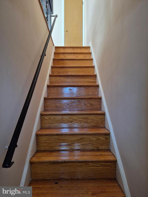 7254 MANSFIELD AVENUE Unit: 2ND FLOOR