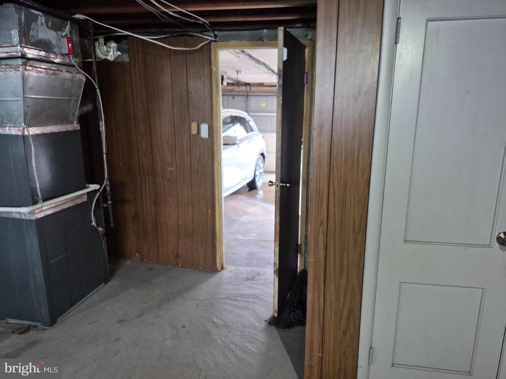 7254 MANSFIELD AVENUE Unit: 2ND FLOOR