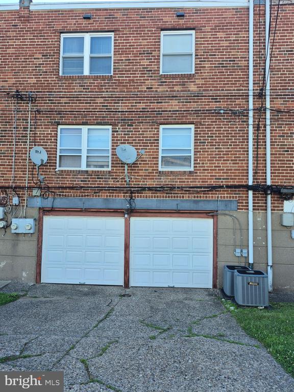 7254 MANSFIELD AVENUE Unit: 2ND FLOOR
