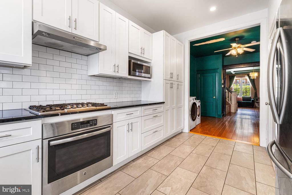 1109 S 52ND STREET