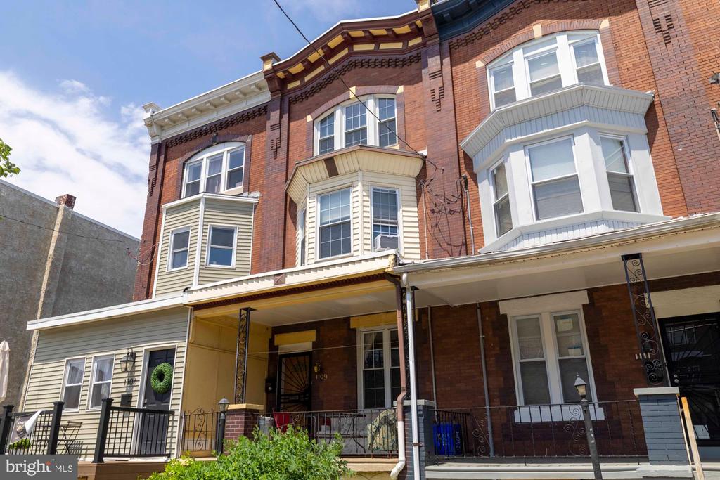 1109 S 52ND STREET