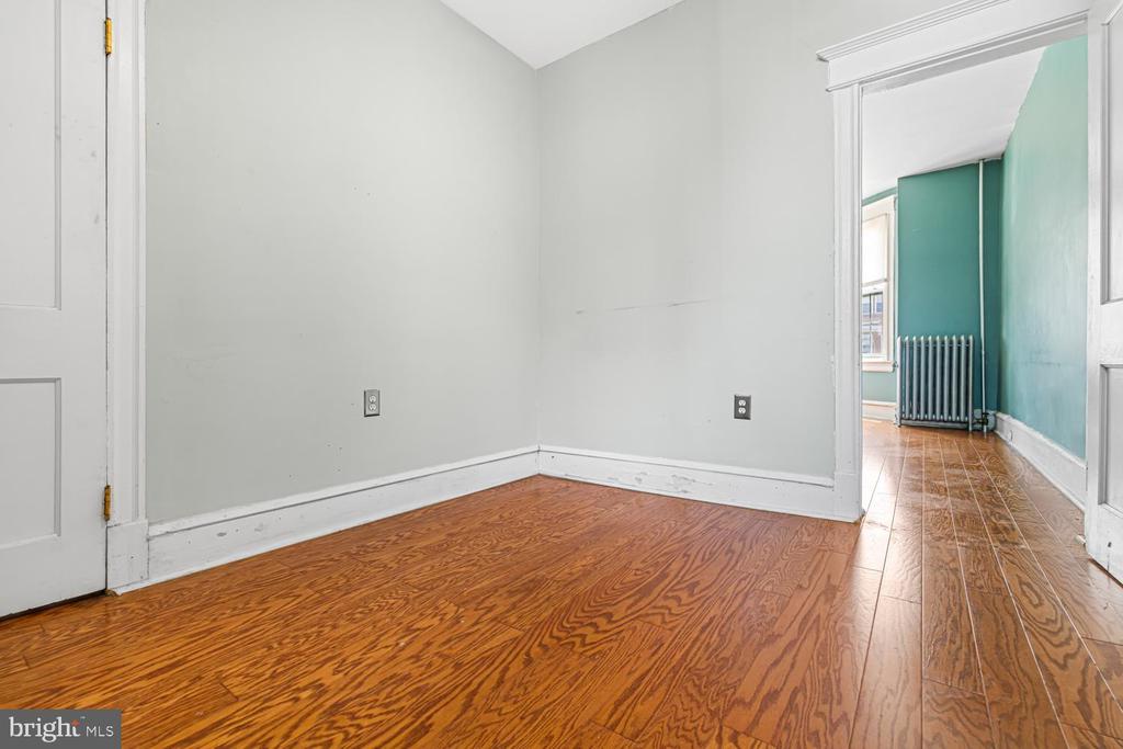 1109 S 52ND STREET