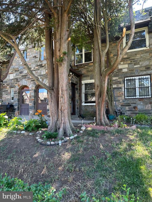 5200 W MONTGOMERY, UNIT #20 A&B AVENUE