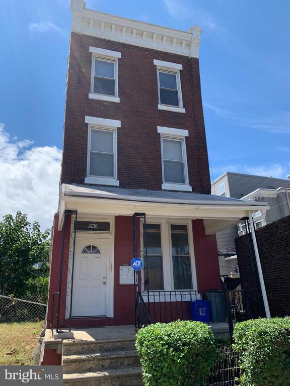 3136 W MONTGOMERY AVENUE Unit: 2