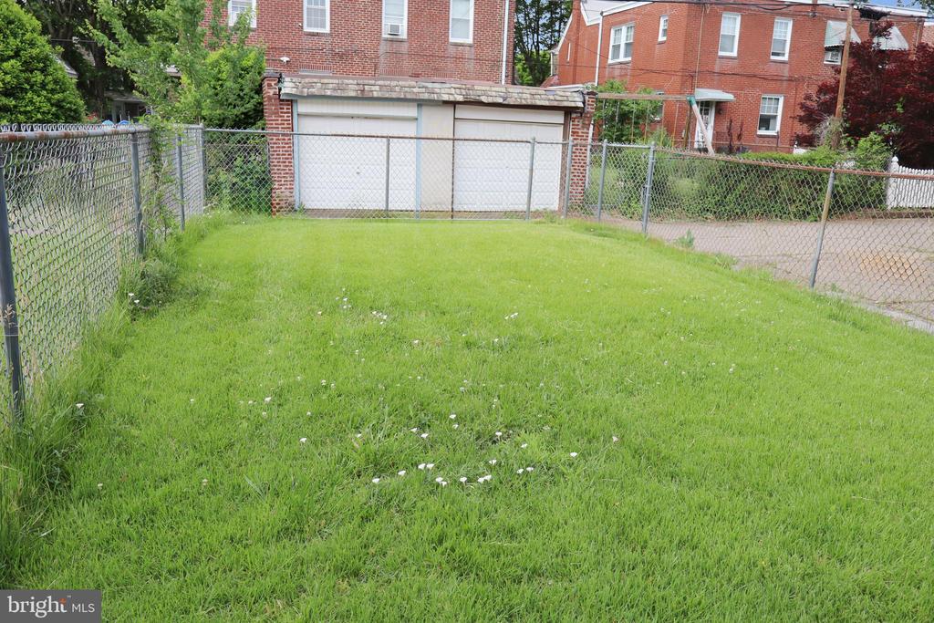 716 DISSTON STREET