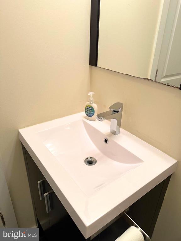 1204 E PALMER STREET Unit: 3