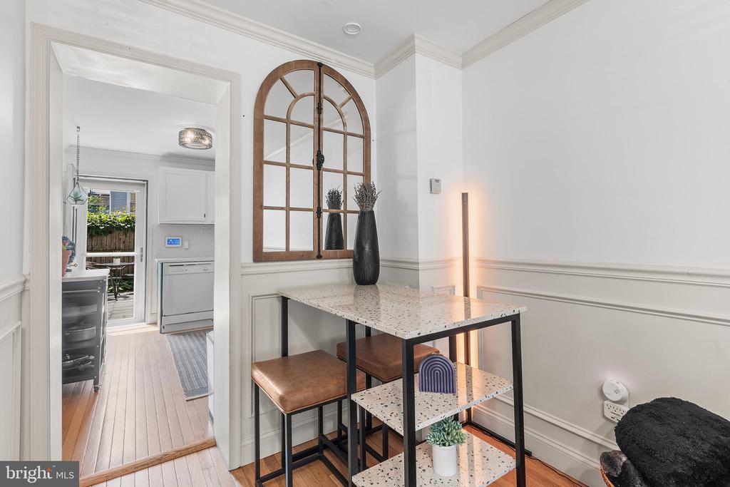 2013 TULIP STREET
