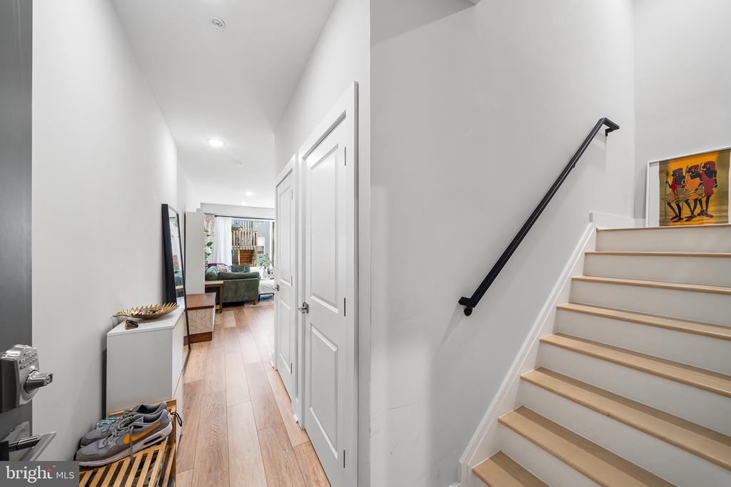 1924 N 6TH STREET Unit: 4