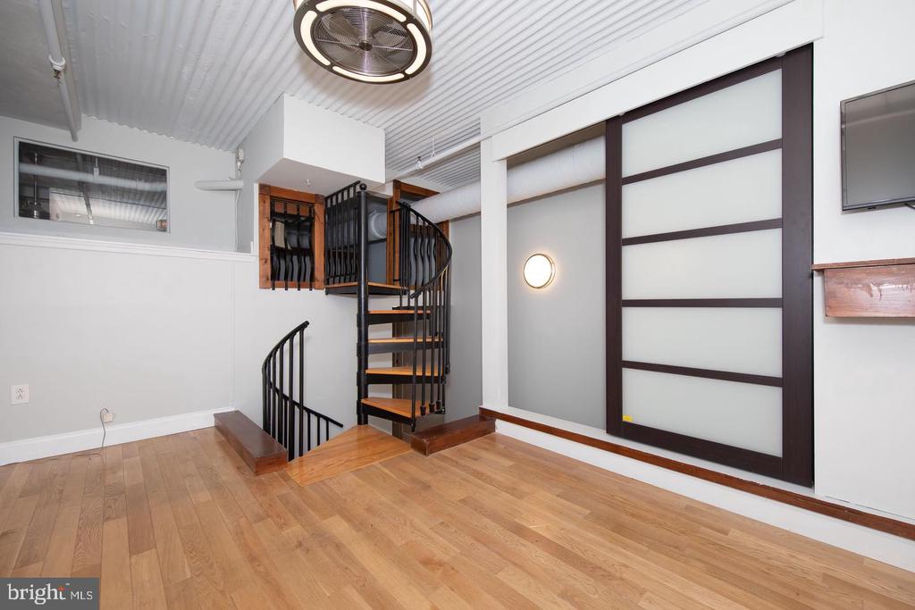 2200 ARCH STREET Unit: 506+507