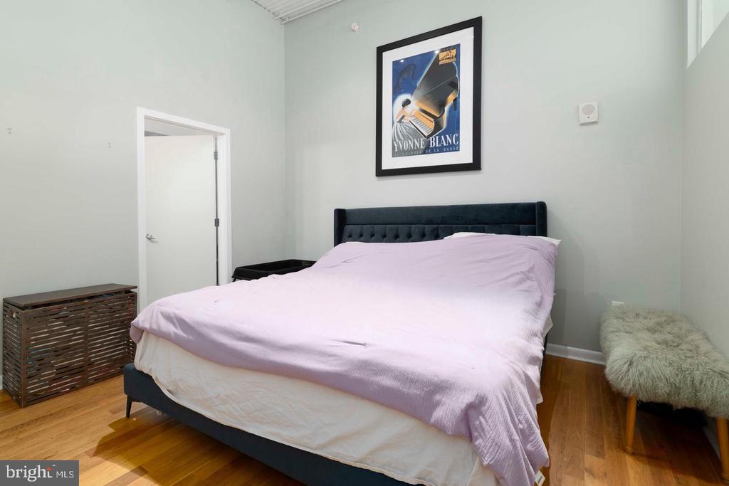 2200 ARCH STREET Unit: 506+507