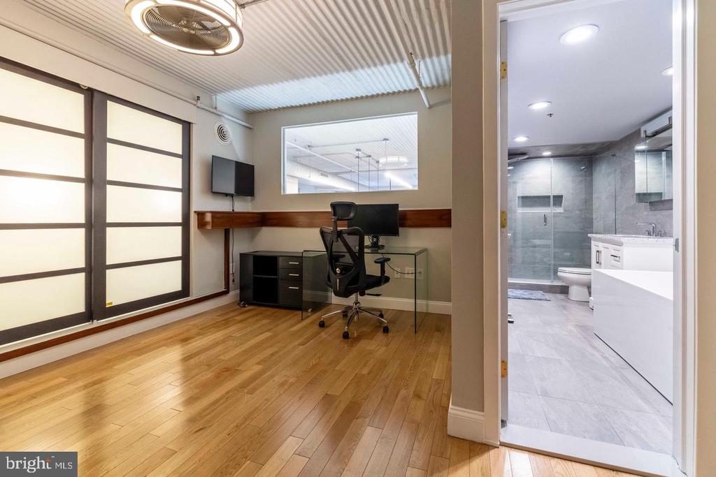 2200 ARCH STREET Unit: 506+507