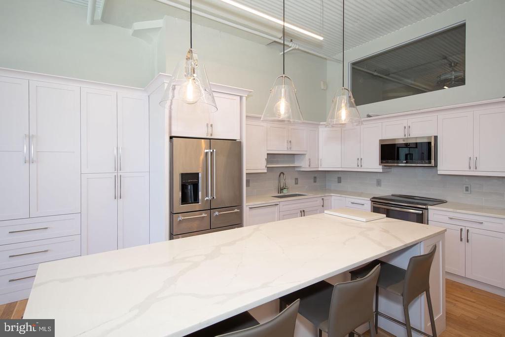 2200 ARCH STREET Unit: 506+507