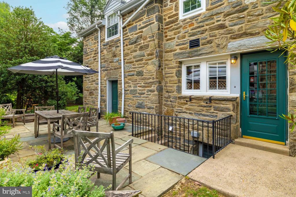 3938 NETHERFIELD ROAD