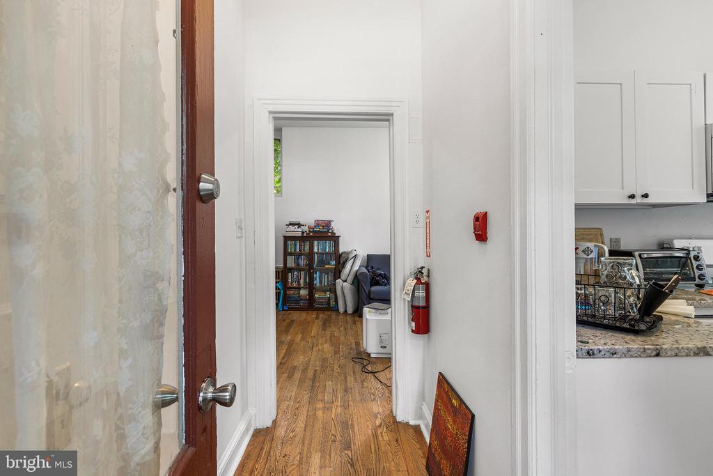 348 GREEN LANE