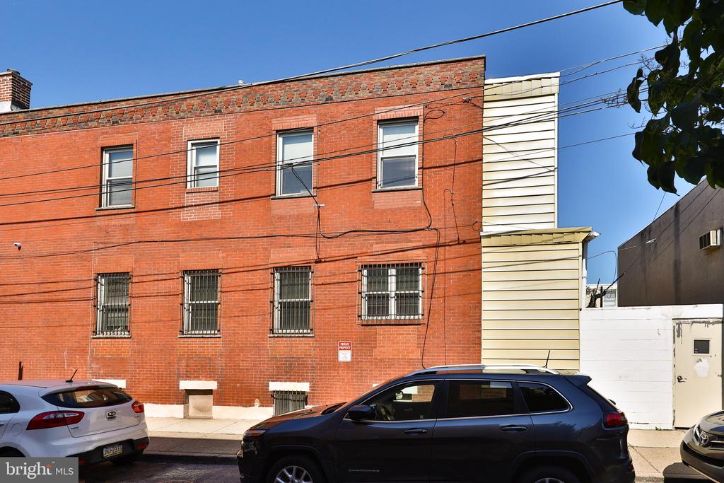 1317 WOLF STREET