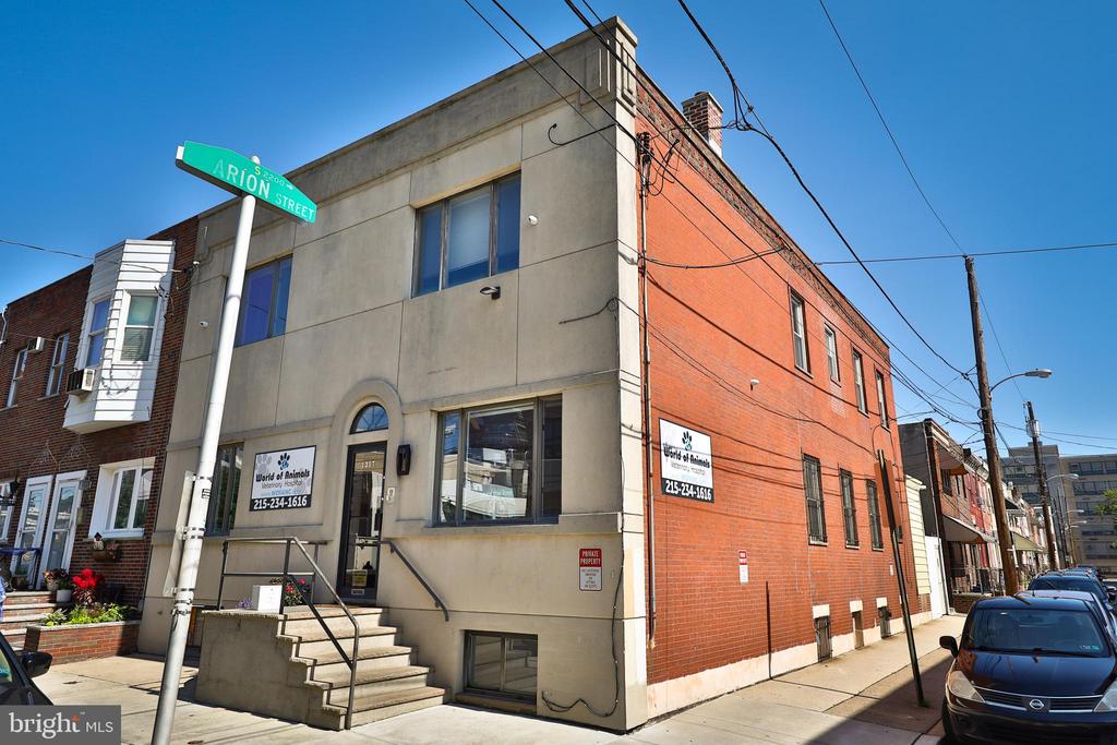 1317 WOLF STREET