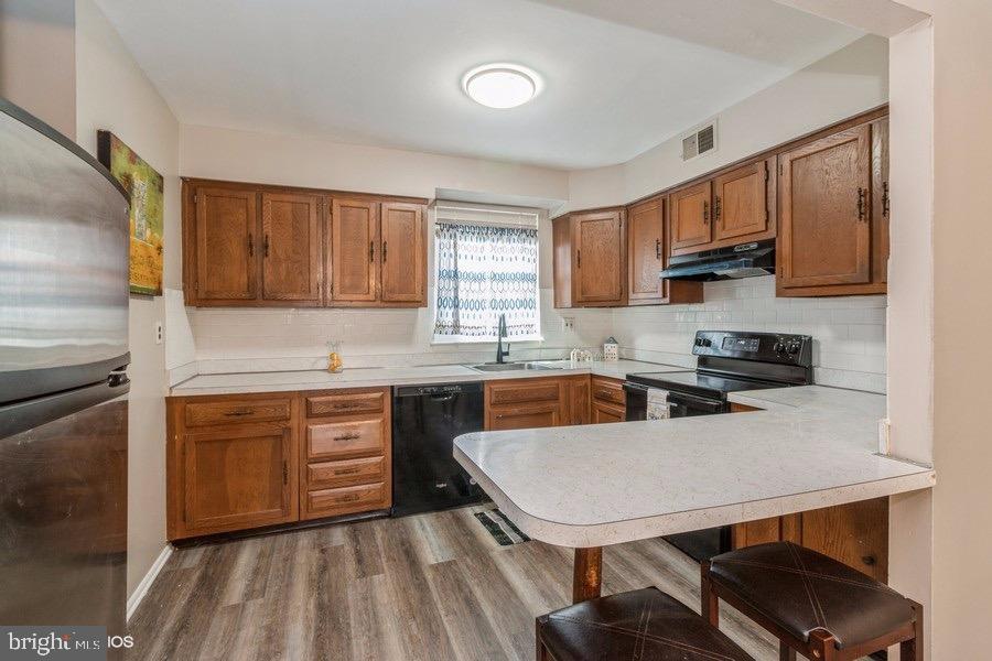 6738 EMLEN STREET Unit: 4