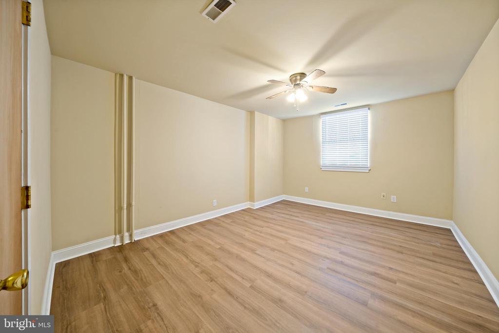 2118 S BROAD STREET Unit: 2