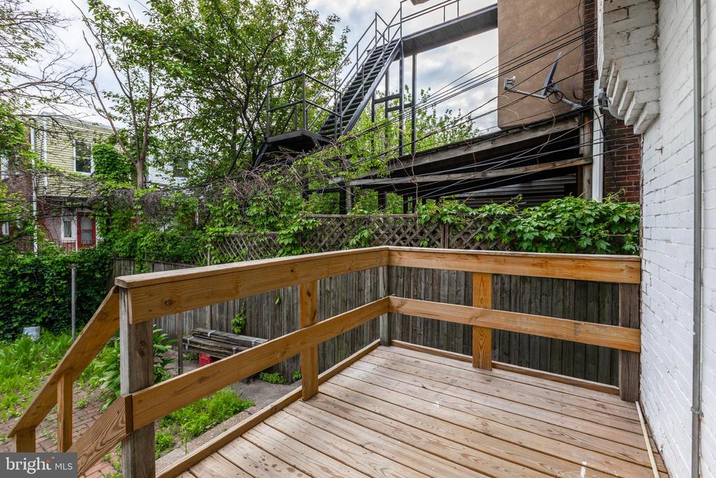 4924 CHESTNUT STREET Unit: 1