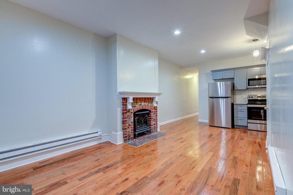4924 CHESTNUT STREET Unit: 1