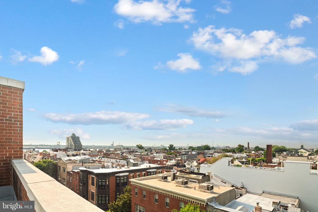 200 LOMBARD STREET Unit: 732
