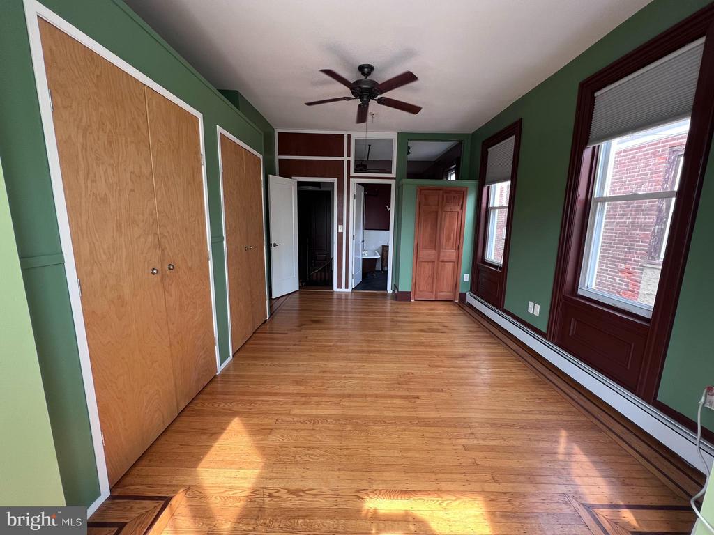 2109 N HOWARD STREET Unit: 1