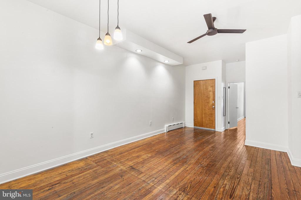 2119 S 13TH