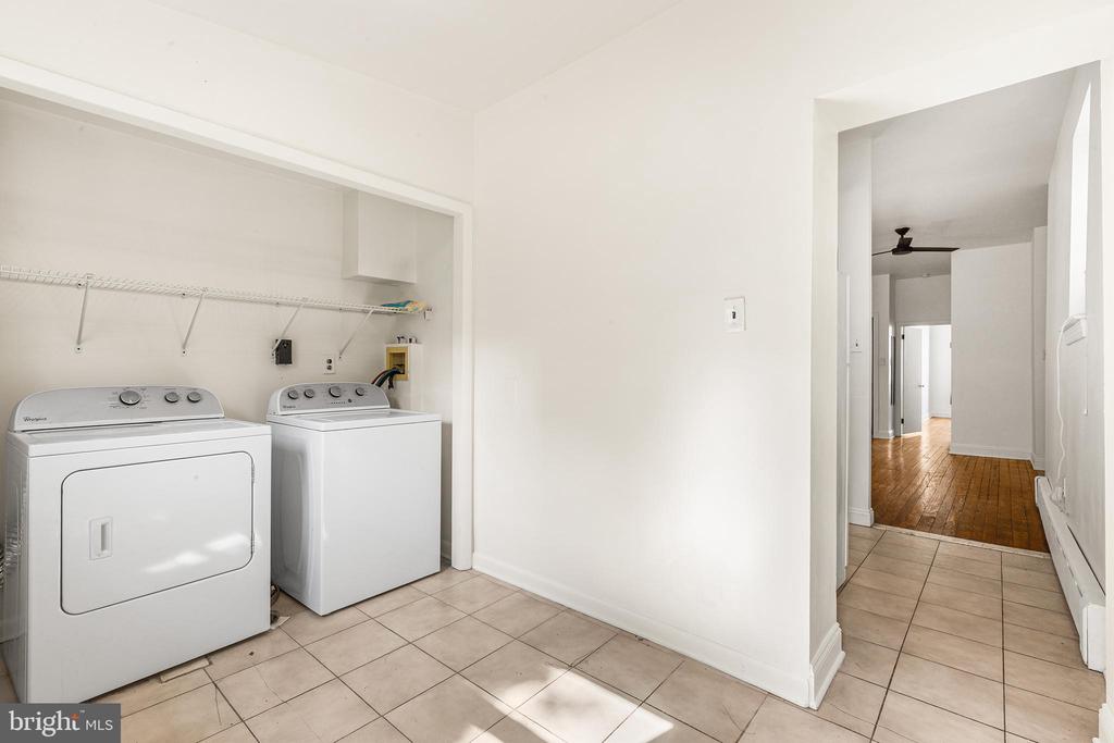 2119 S 13TH