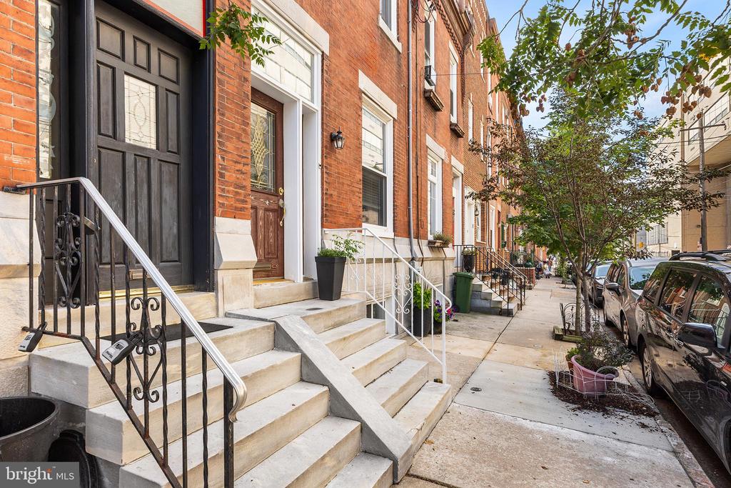 2119 S 13TH