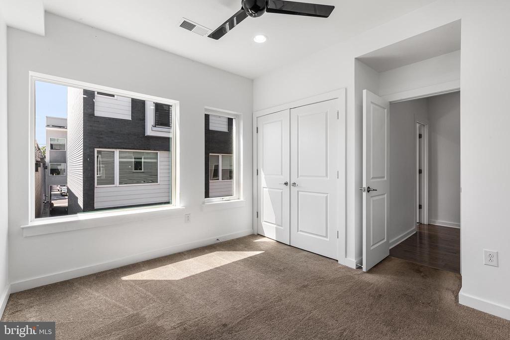 1620 N 5TH STREET