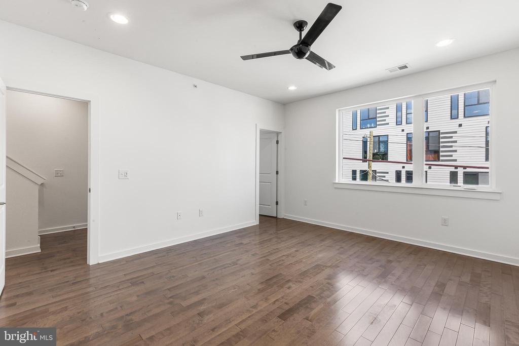 1620 N 5TH STREET