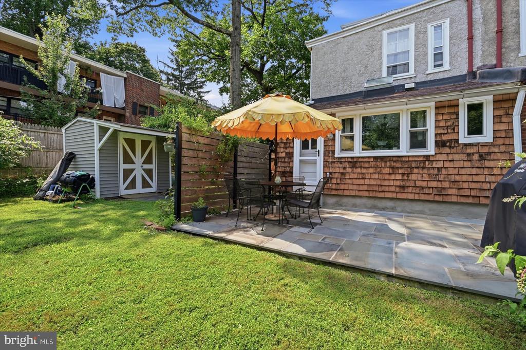 528 W SEDGWICK STREET