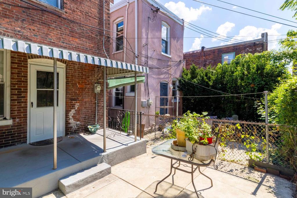 6316 CHEROKEE STREET