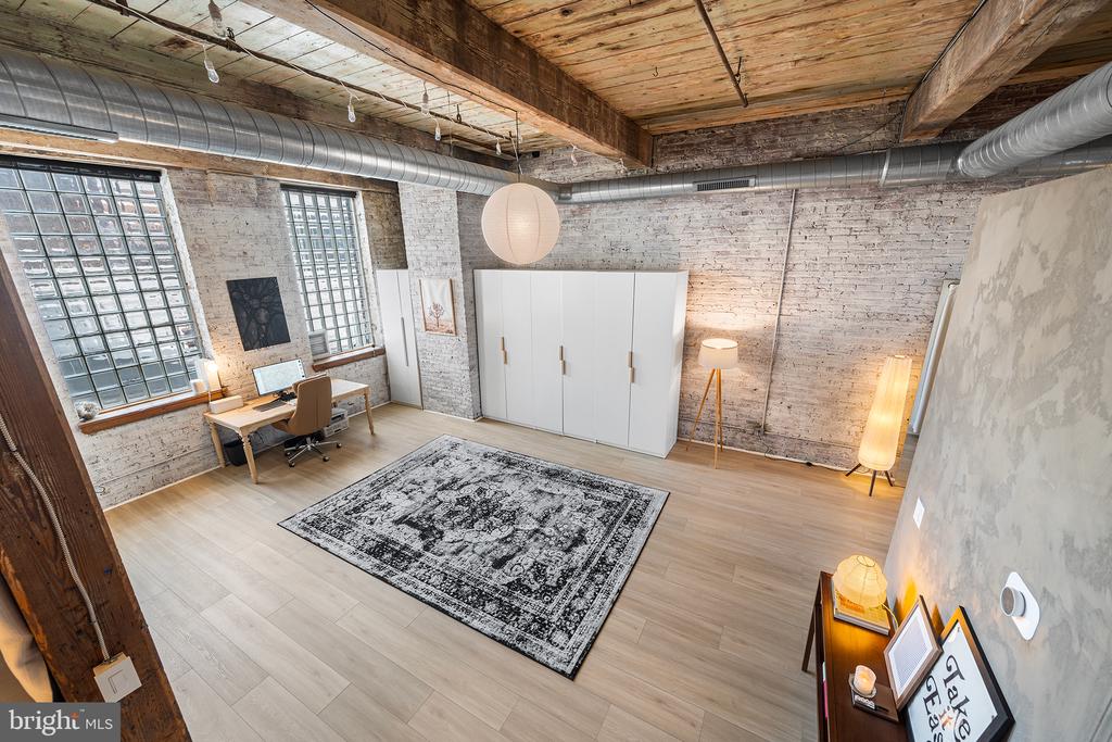 1100 SHACKAMAXON STREET Unit: 2F