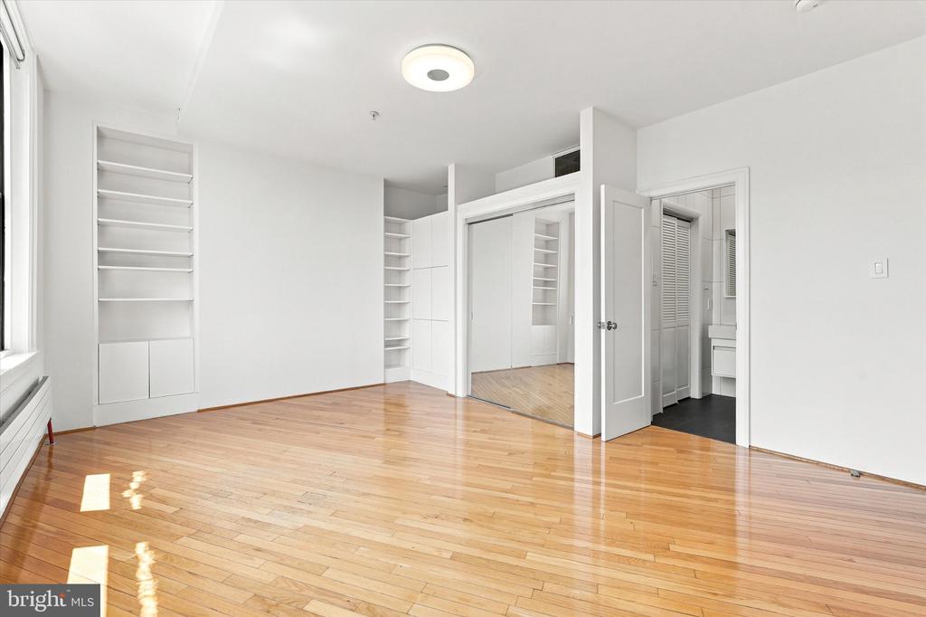 1213-15 LOCUST STREET Unit: 3