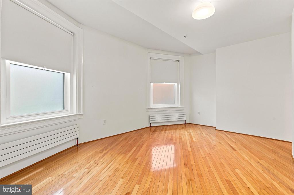 1213-15 LOCUST STREET Unit: 3