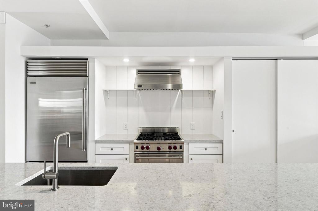 1213-15 LOCUST STREET Unit: 3