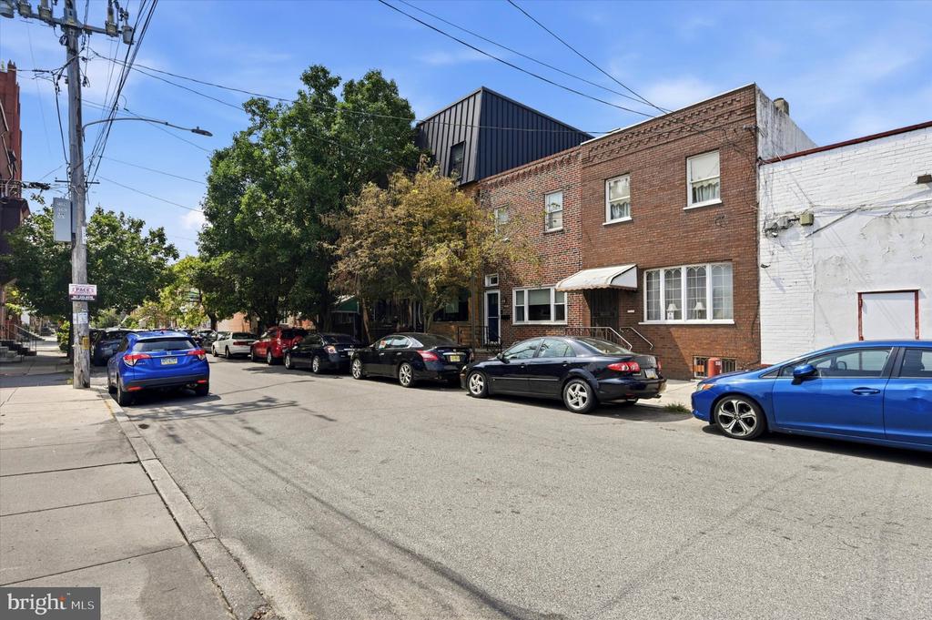 1428 S 10TH STREET