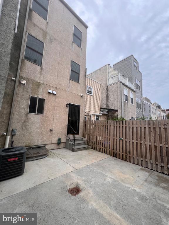 1737 FEDERAL STREET