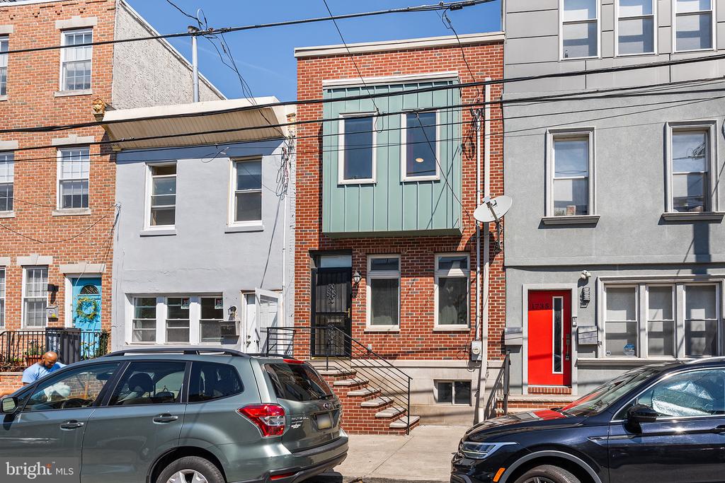 1737 FEDERAL STREET