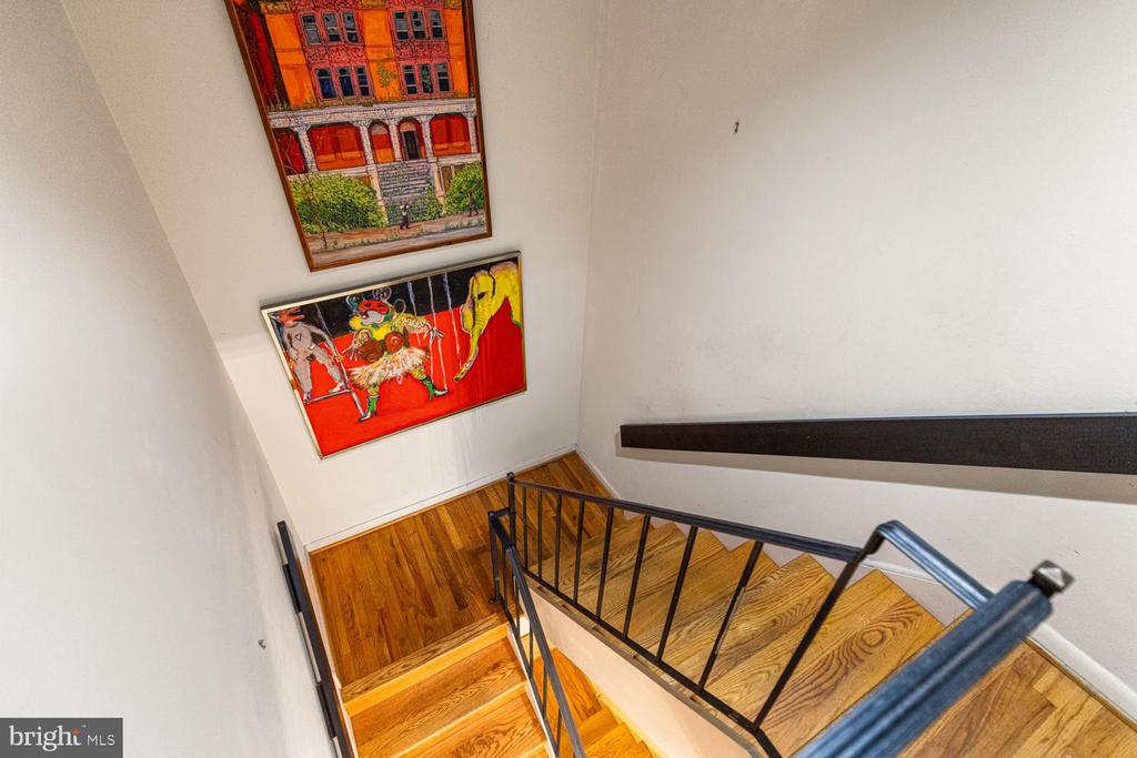 100 N 22ND STREET Unit: 102