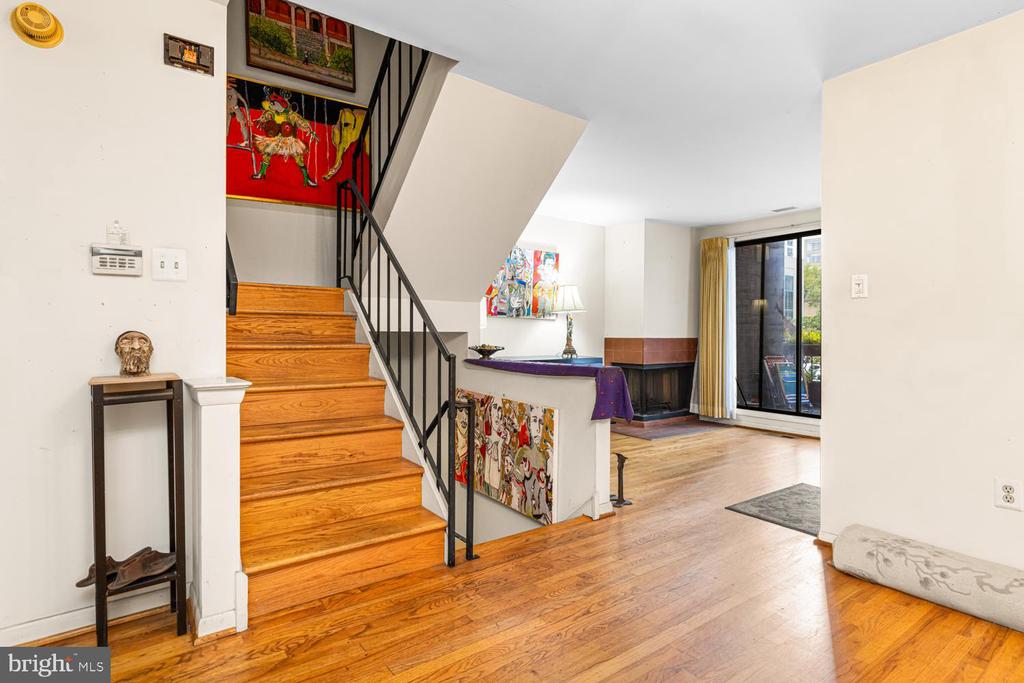 100 N 22ND STREET Unit: 102