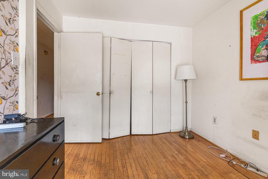 100 N 22ND STREET Unit: 102