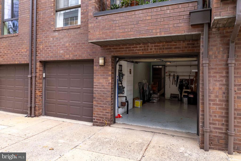 100 N 22ND STREET Unit: 102