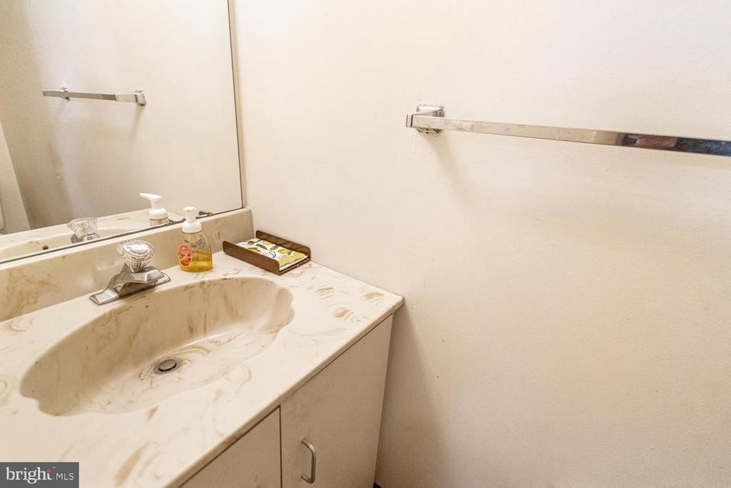 100 N 22ND STREET Unit: 102