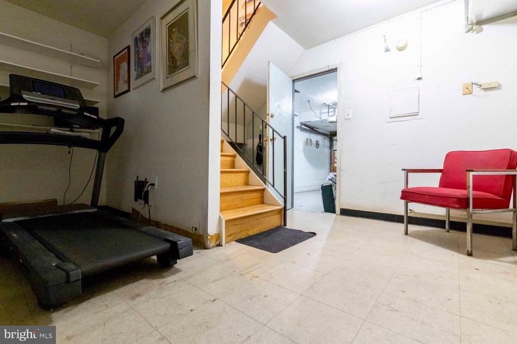 100 N 22ND STREET Unit: 102